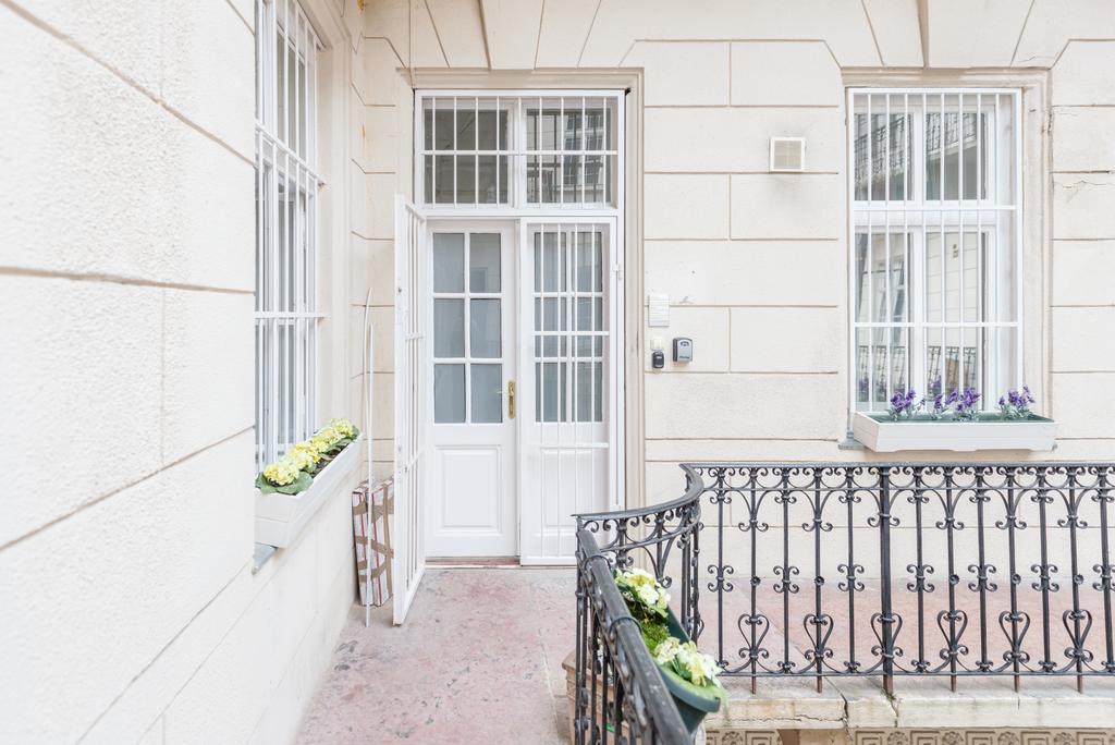 Sara'S Apartment Budapeszt Zewnętrze zdjęcie